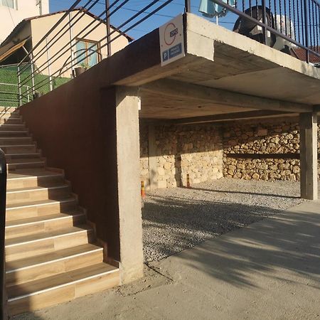 Gopo Guesthouse Elshani Ngoại thất bức ảnh