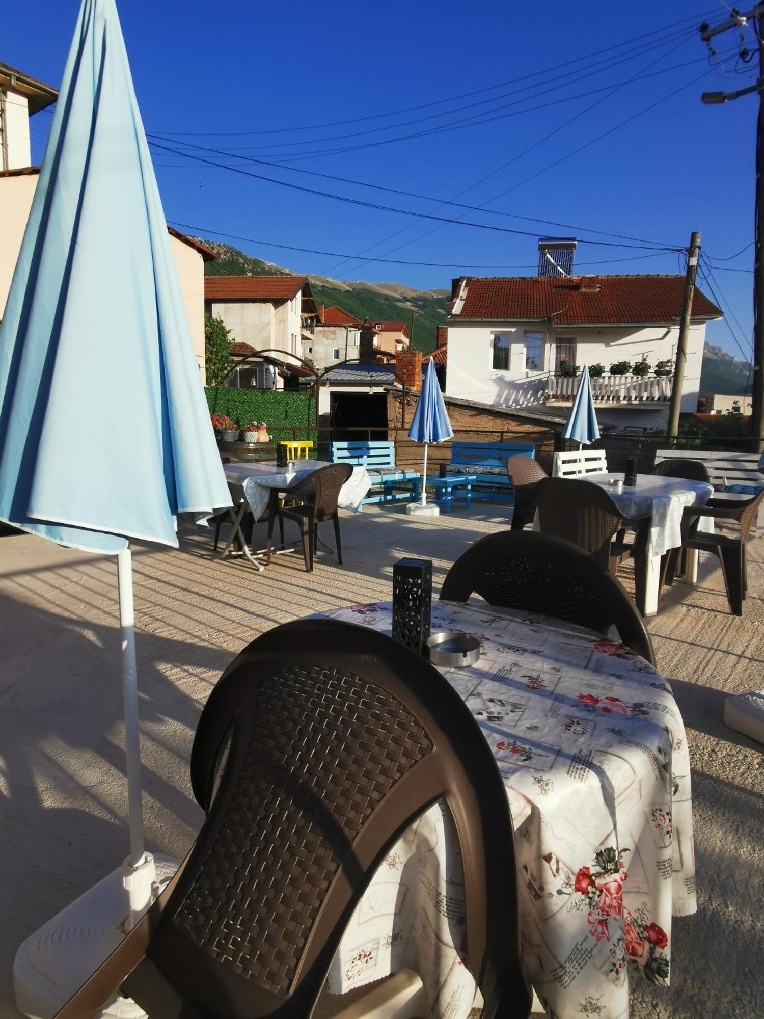 Gopo Guesthouse Elshani Ngoại thất bức ảnh