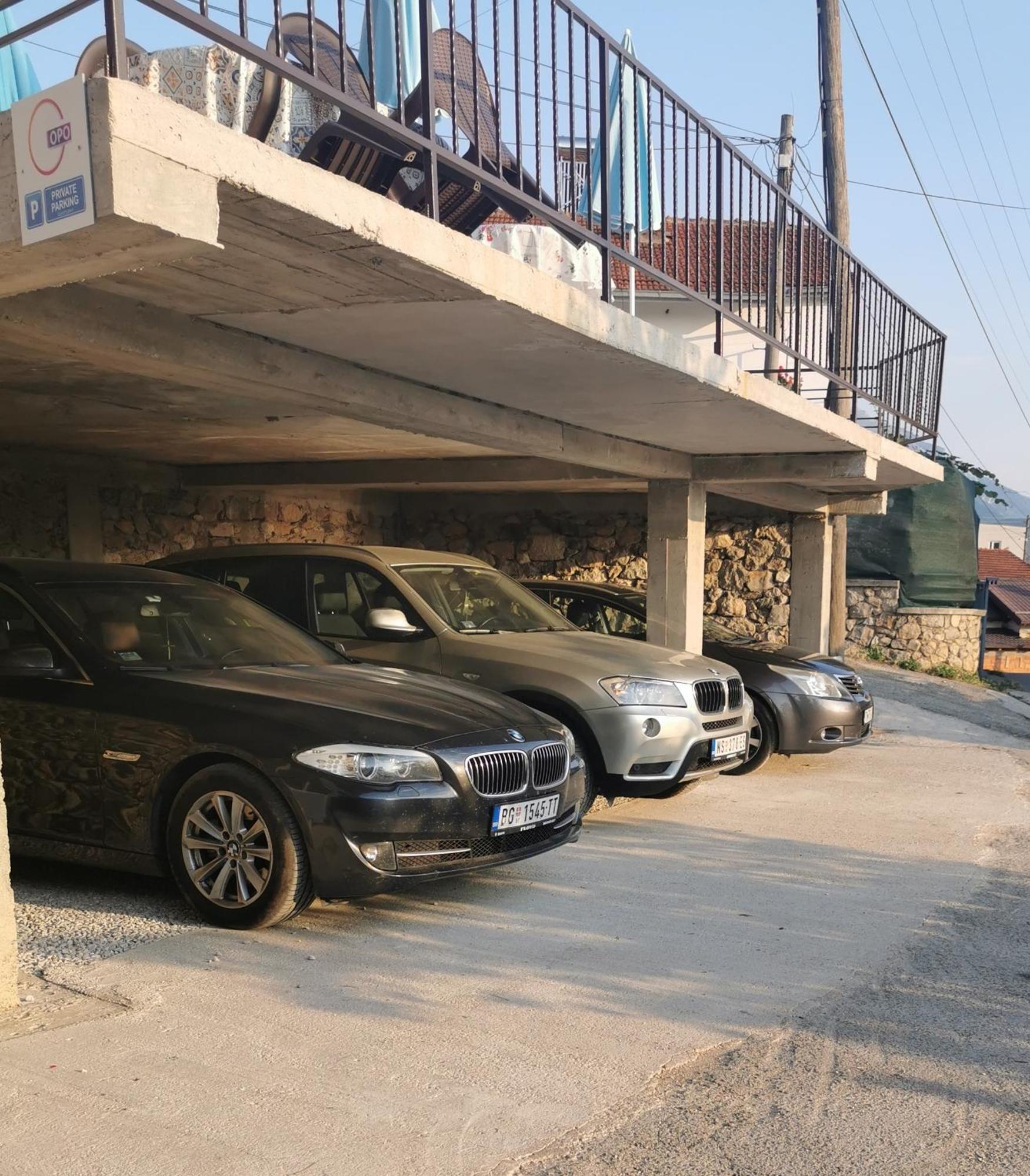 Gopo Guesthouse Elshani Ngoại thất bức ảnh